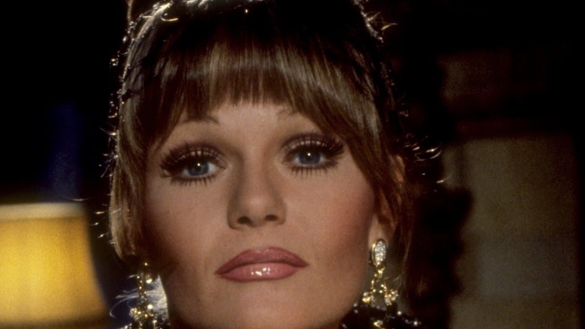 Superman actress Valerie Perrine, who played Gene Hackman's love interest in films, dead at 82 after health battle
