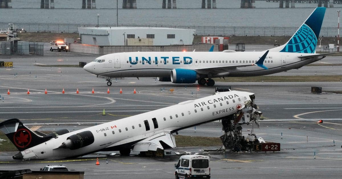 Pilots at LaGuardia have complained about close calls and air traffic control confusion for years: "Please do something"