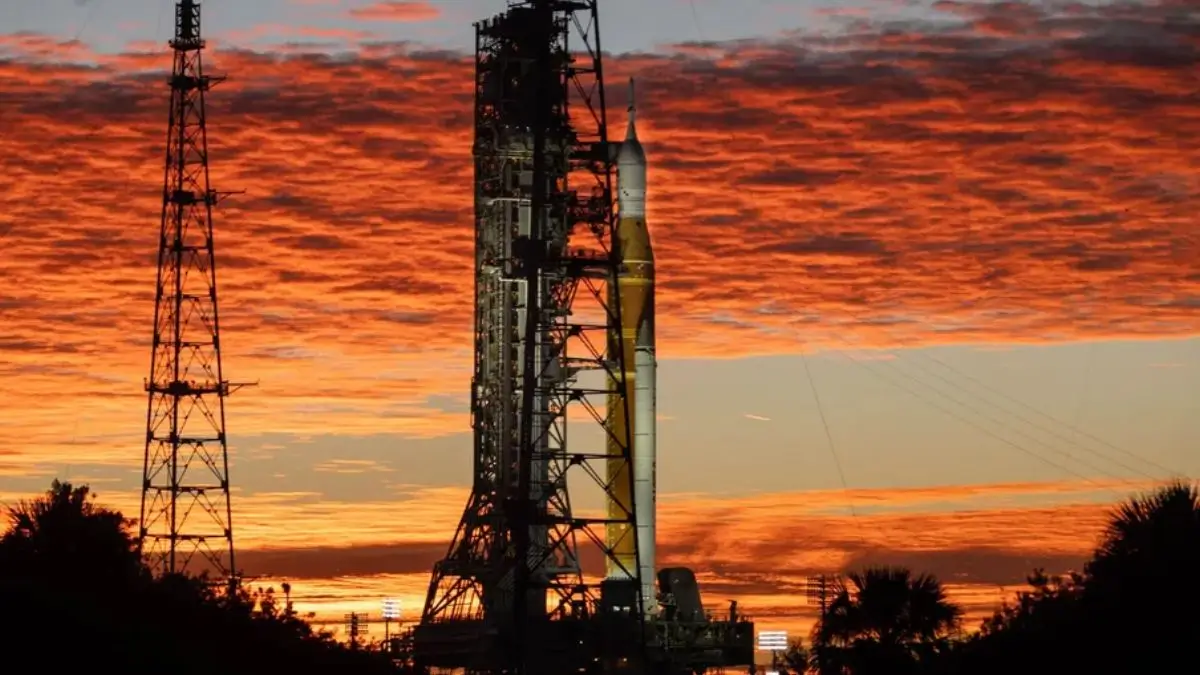 Humans Return to Deep Space