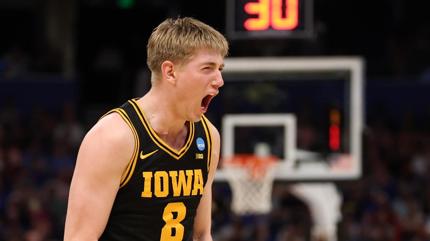 March Madness Day 4 Recap: Iowa Stuns Florida, UConn Advances to Sweet 16, Alabama Rolls