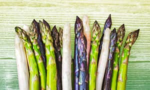 What the Color of Your Asparagus Tells You About Its Nutrition
