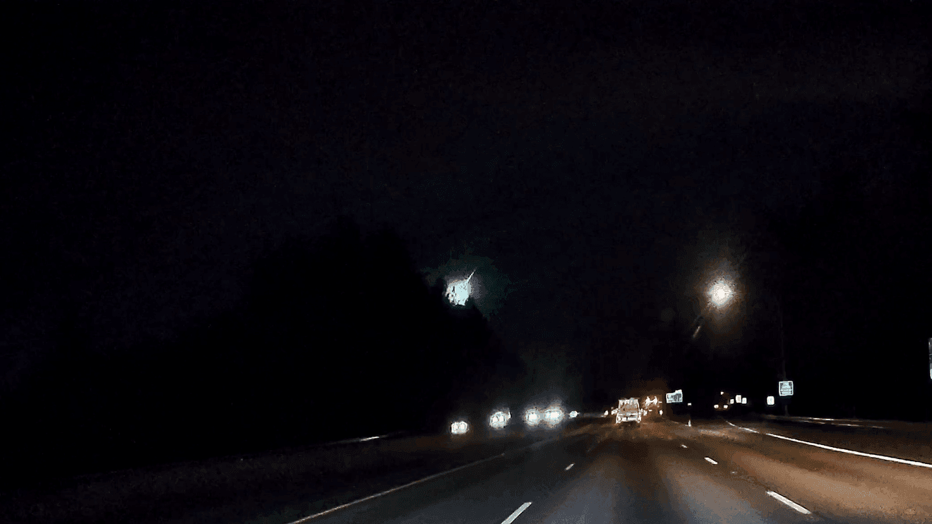 Bright green fireball flashes across Portland area skies around 6:06 a.m.