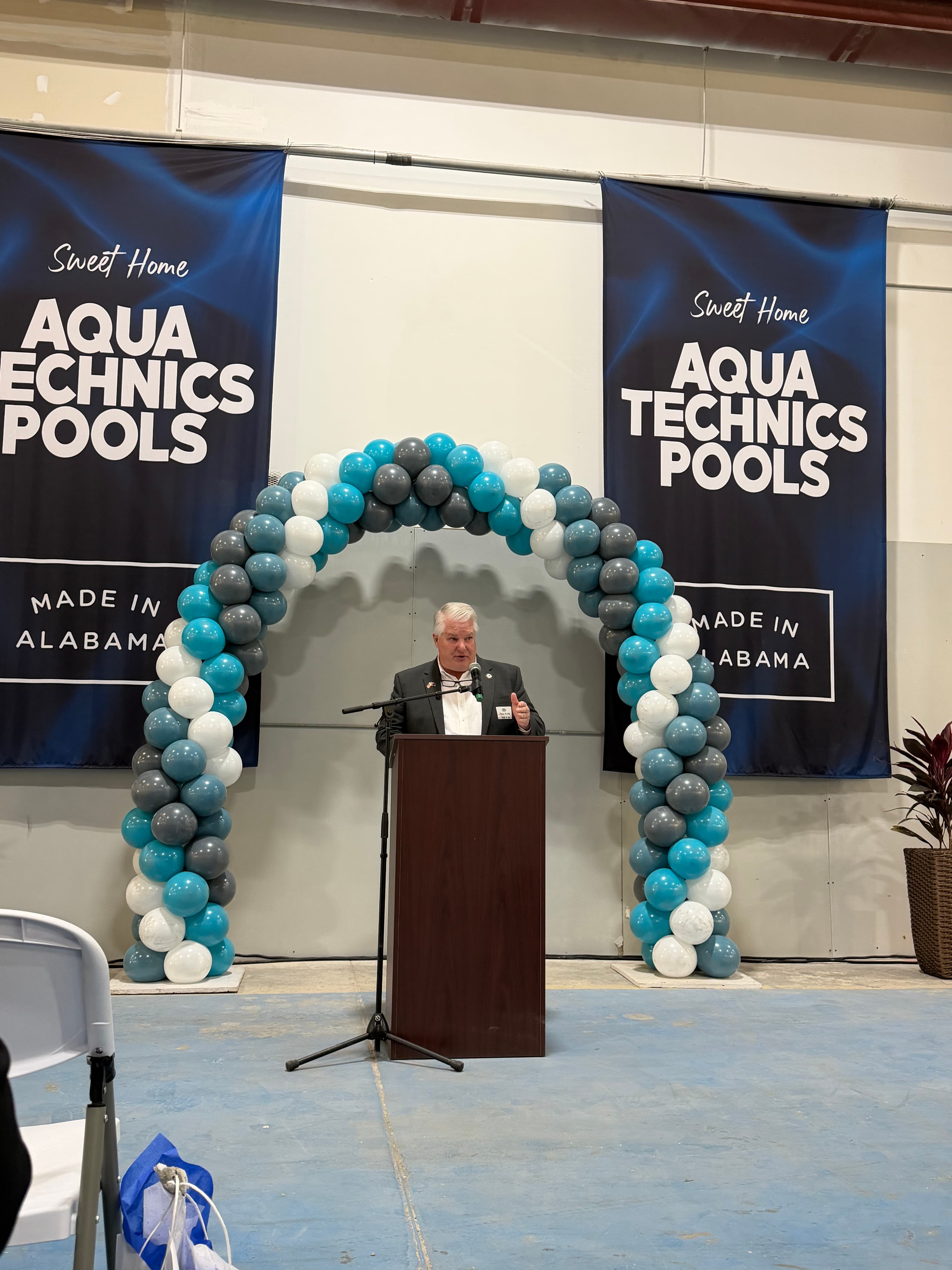 Aqua Technics Pools opens in Opp