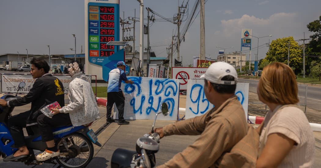 Energy Attacks in War on Iran Could Turn Economic Shock Into Long-Term Damage