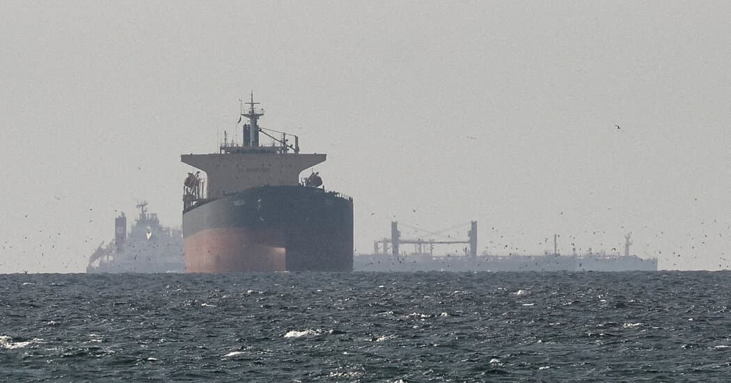 Iran Says ‘Non-Hostile’ Ships Can Sail Through the Strait of Hormuz