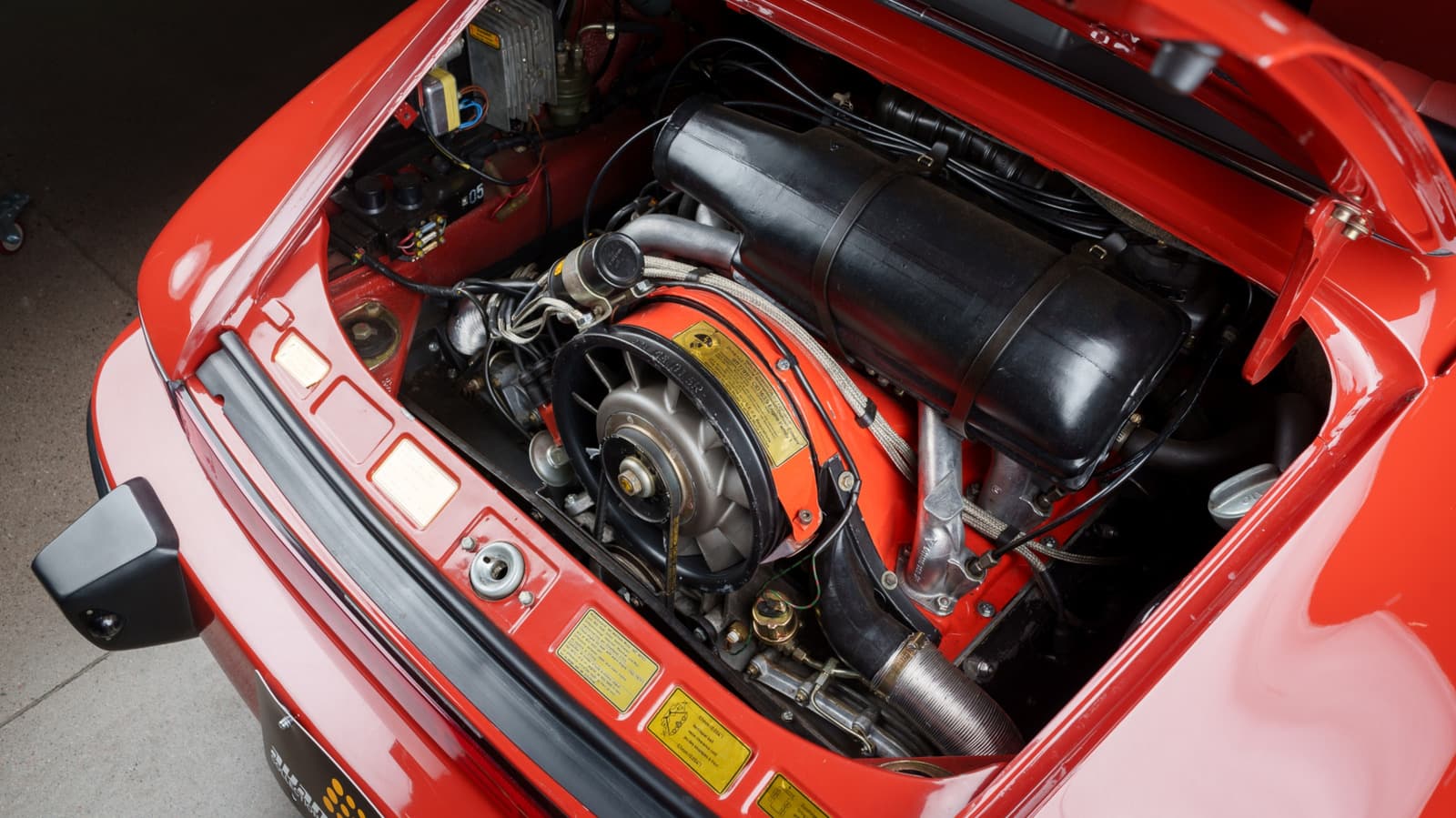 That Air-Cooled Porsche Engine Isn't Just Cooled By Air, You Know