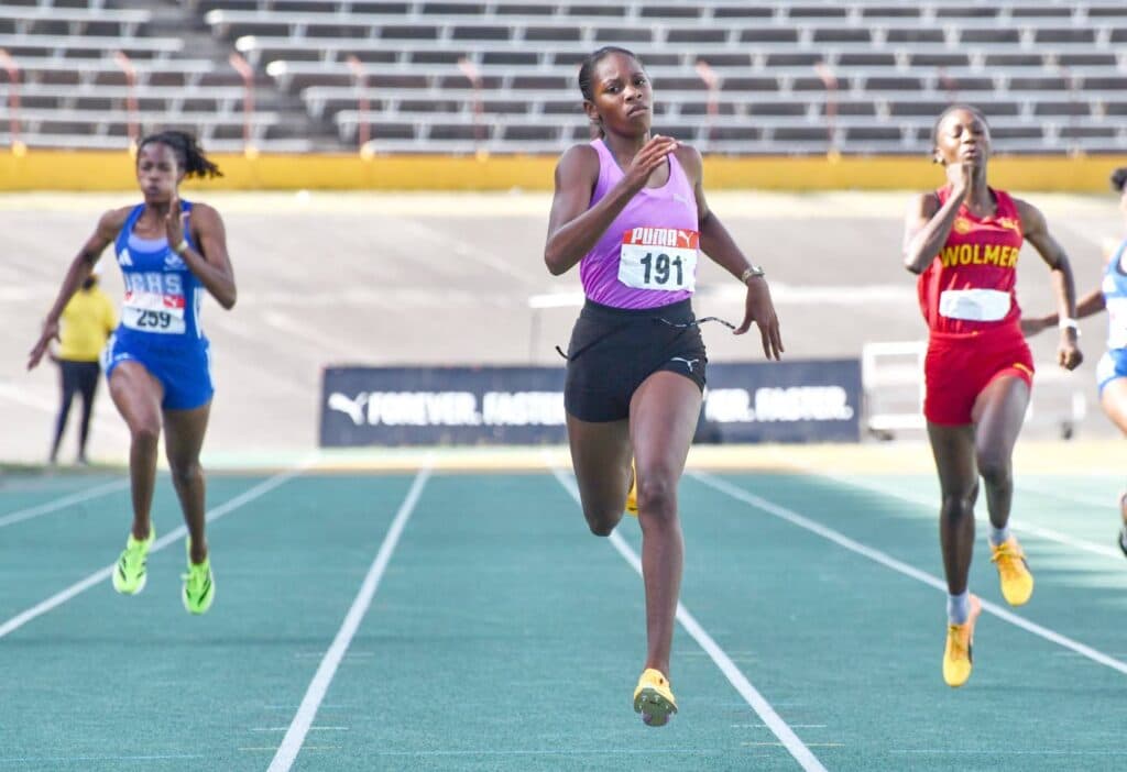 #Champs2026: Holland High’s Douglas impresses in girls Class 1 100m heats