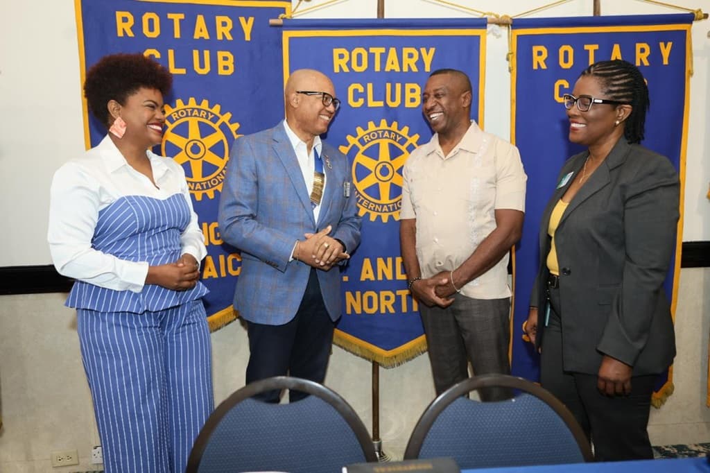 Kingston Mayor embraces Rotary’s ‘Unite for Good’